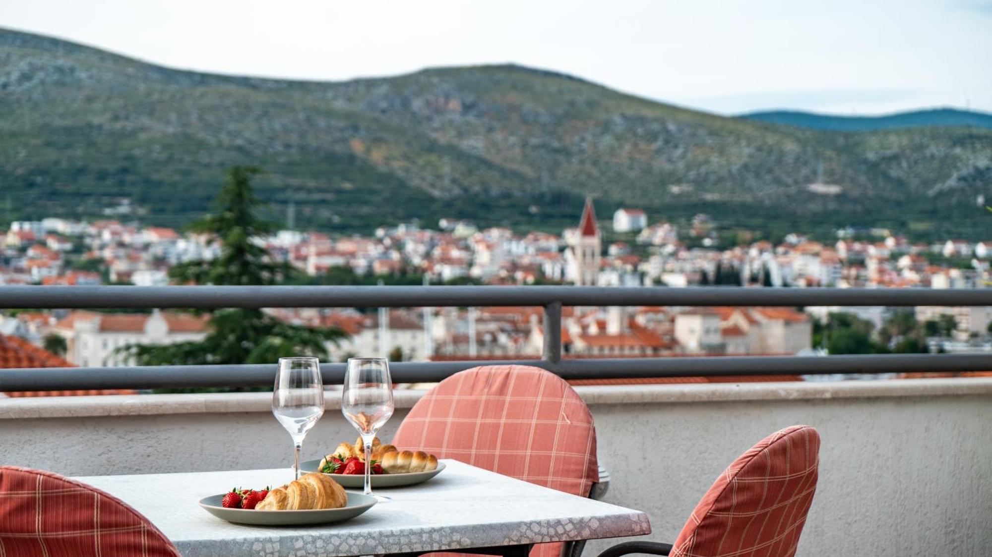 Apartments Kudelik Trogir Room photo