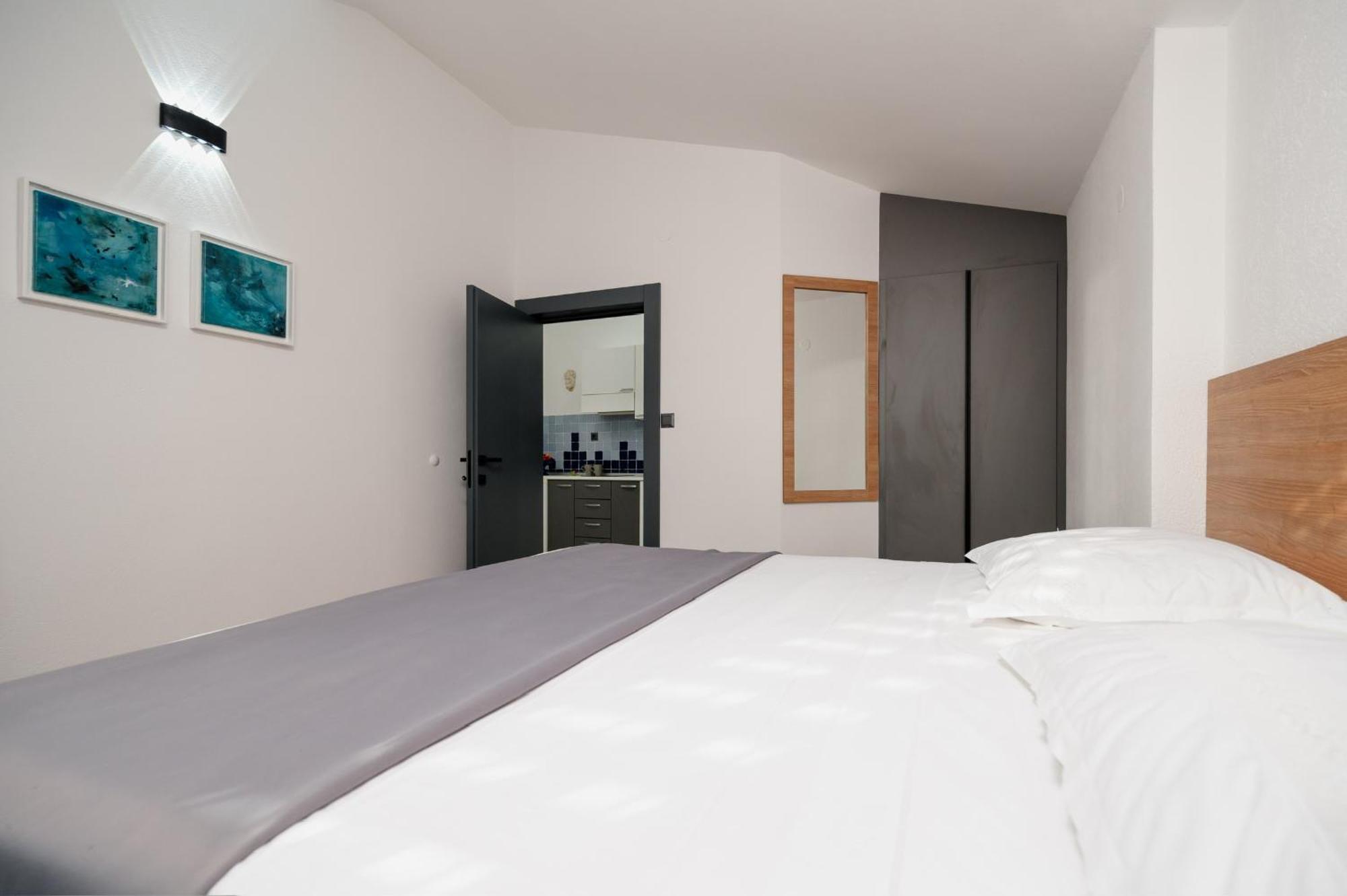 Apartments Kudelik Trogir Exterior photo