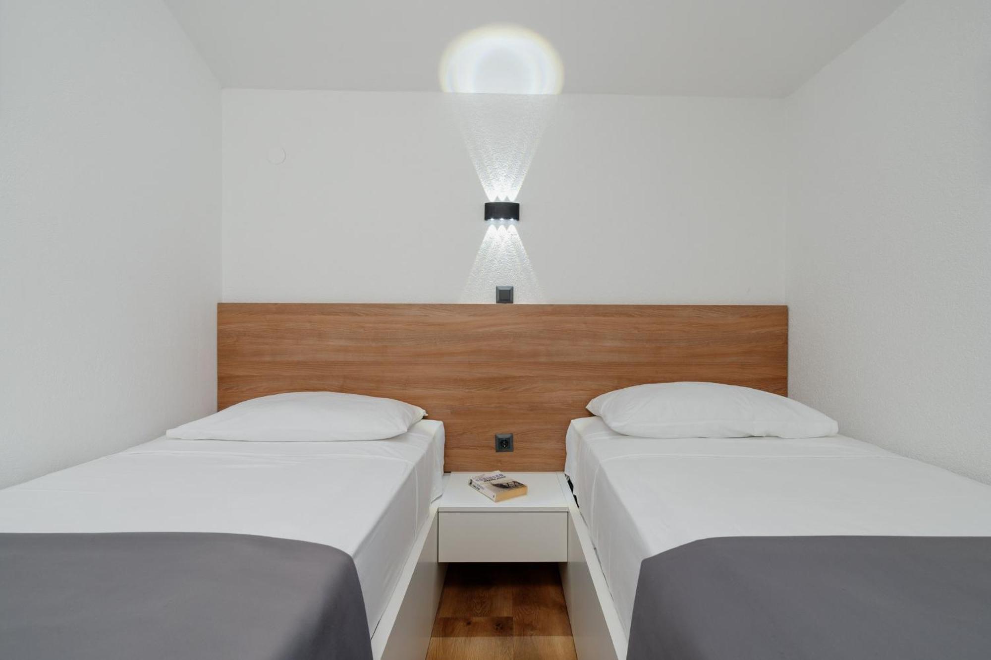 Apartments Kudelik Trogir Exterior photo