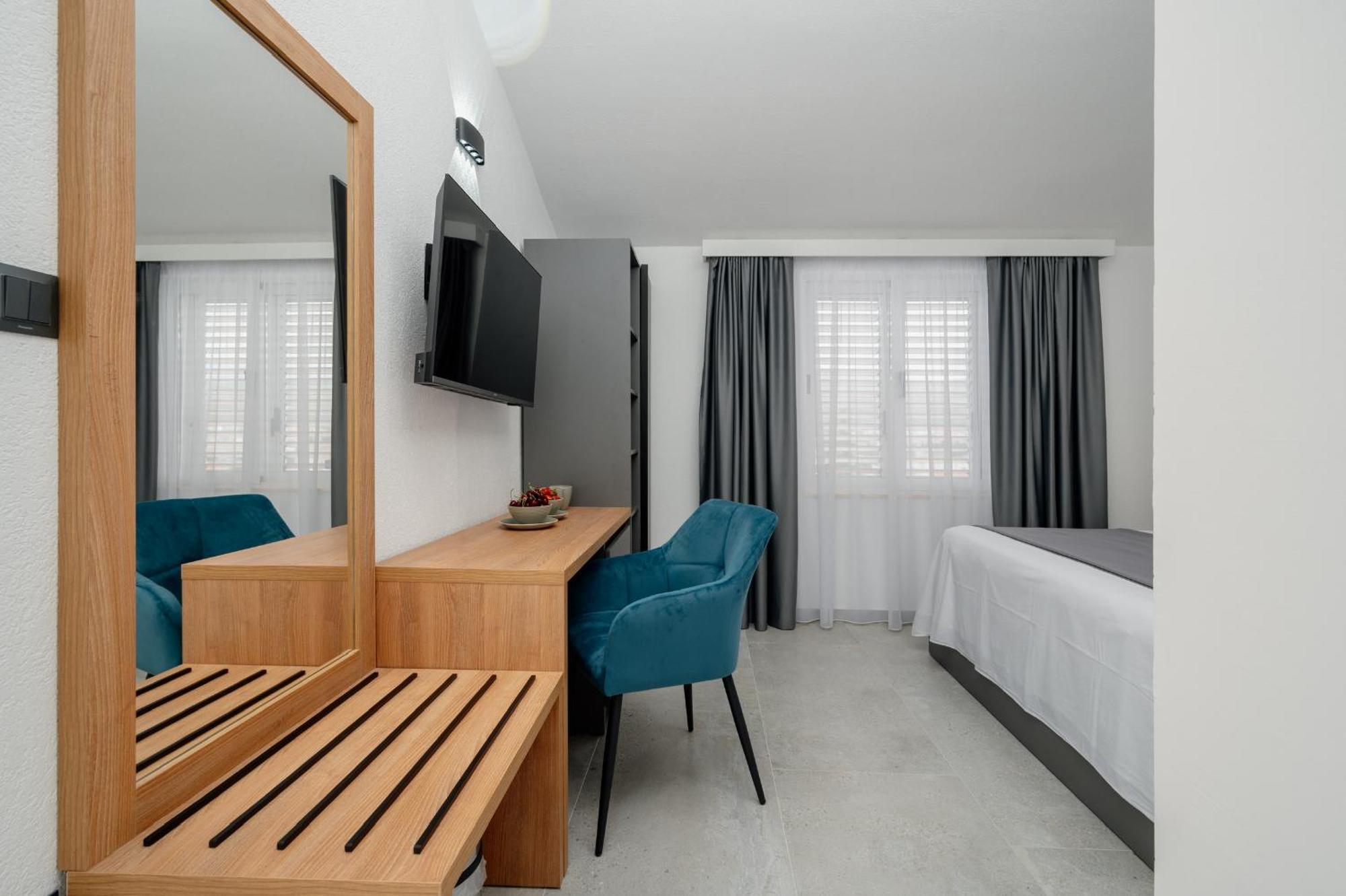 Apartments Kudelik Trogir Exterior photo