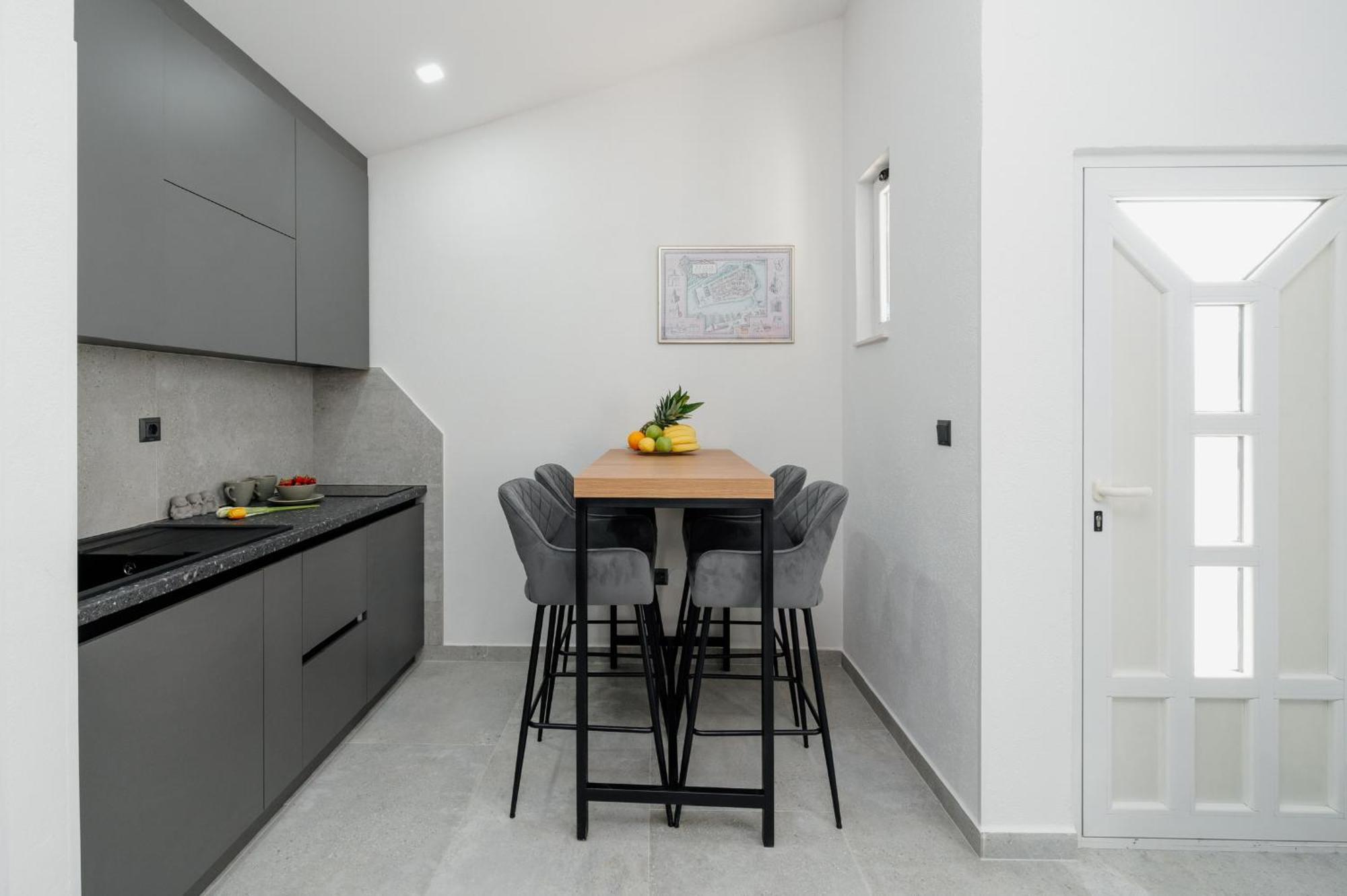 Apartments Kudelik Trogir Exterior photo