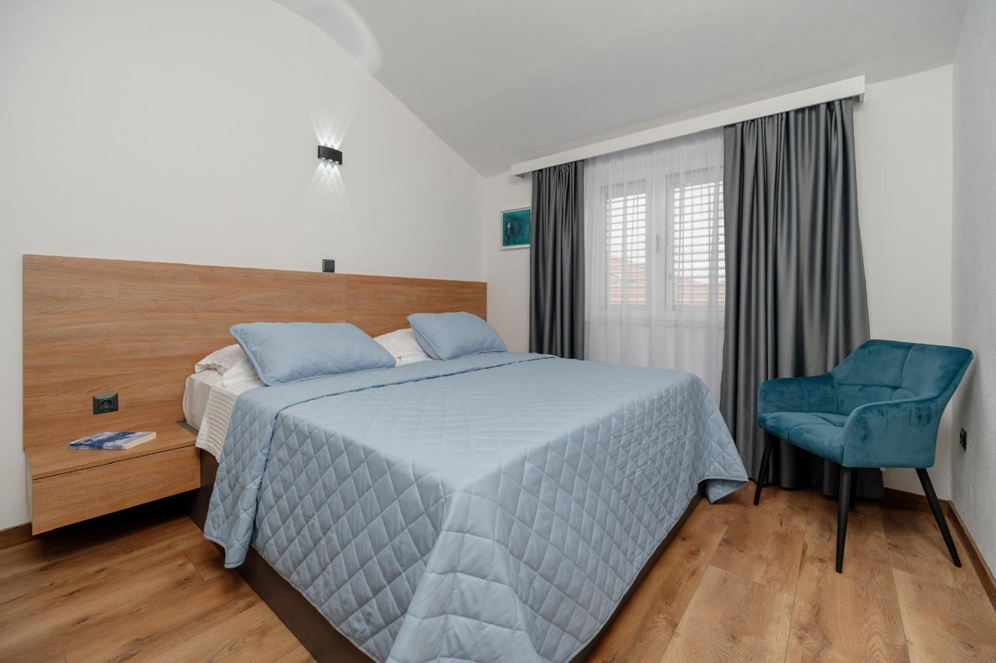 Apartments Kudelik Trogir Exterior photo