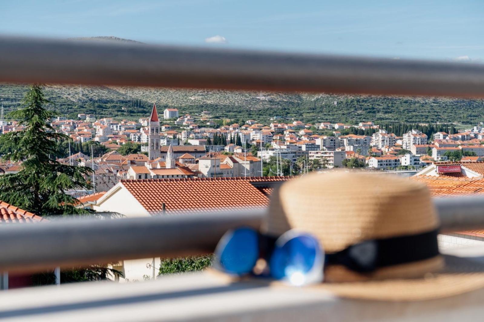 Apartments Kudelik Trogir Exterior photo