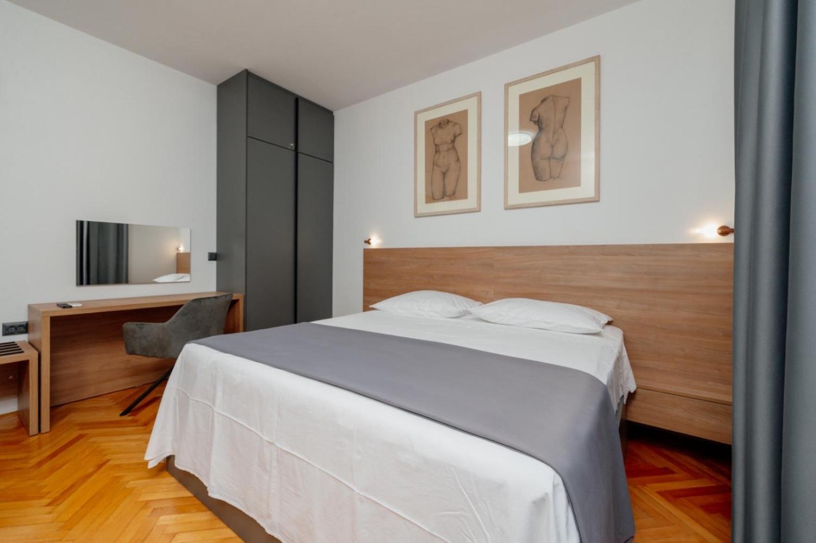 Apartments Kudelik Trogir Exterior photo